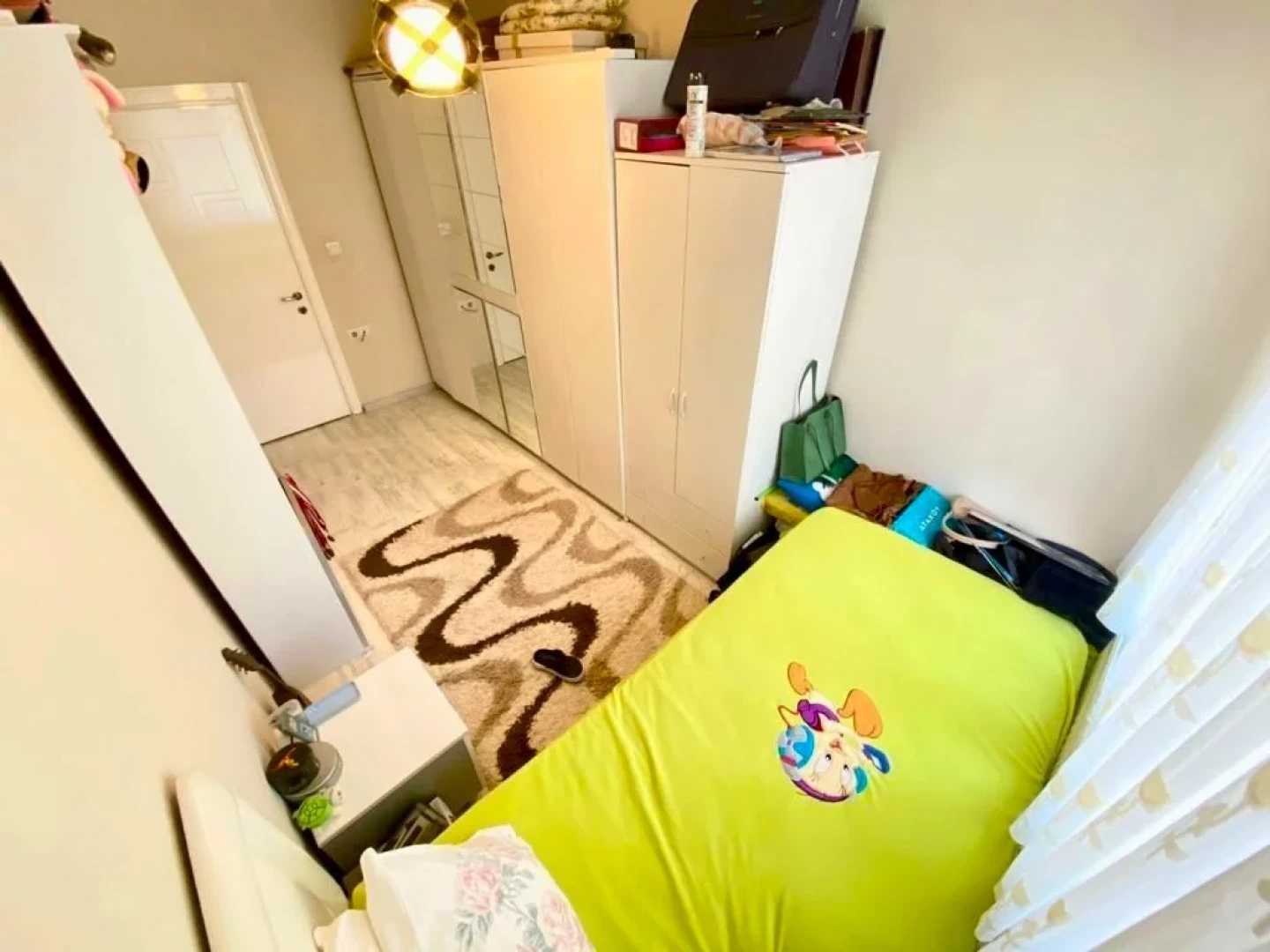 YÜKSELDEN ALTINKUMDA AYRI MUTFAK ÖN CEPHE YÜKSEK KREDİ 2+1 DAİRE
