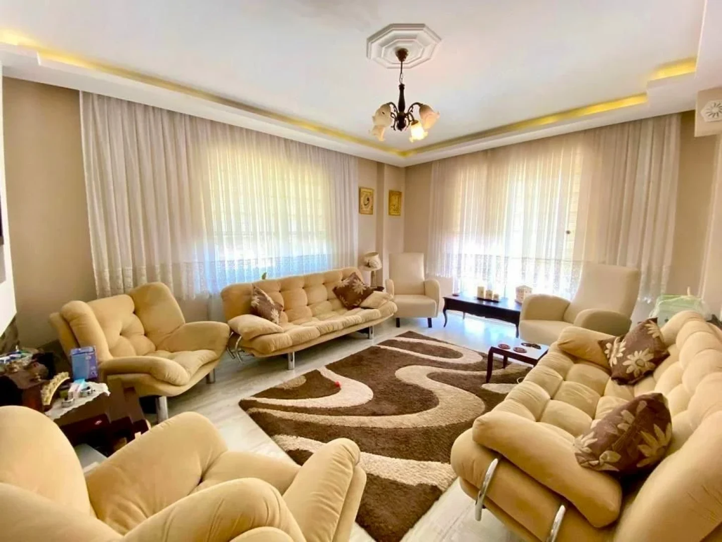 YÜKSELDEN ALTINKUMDA AYRI MUTFAK ÖN CEPHE YÜKSEK KREDİ 2+1 DAİRE