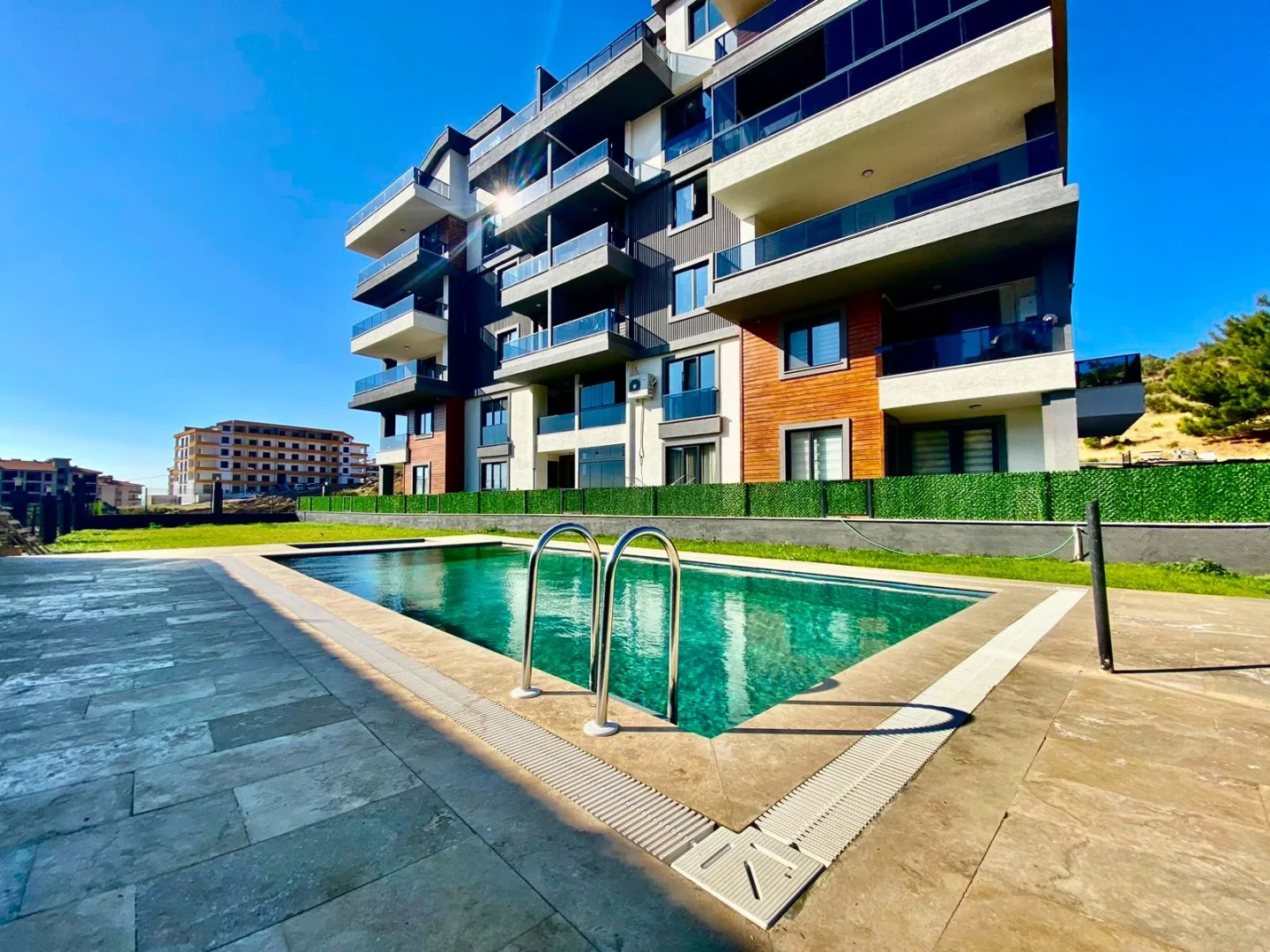 YÜKSEL'DEN ATATÜRK'TE ARAKAT | SIFIR 1+1 |KAPALI OTOPARKLI DAİRE
