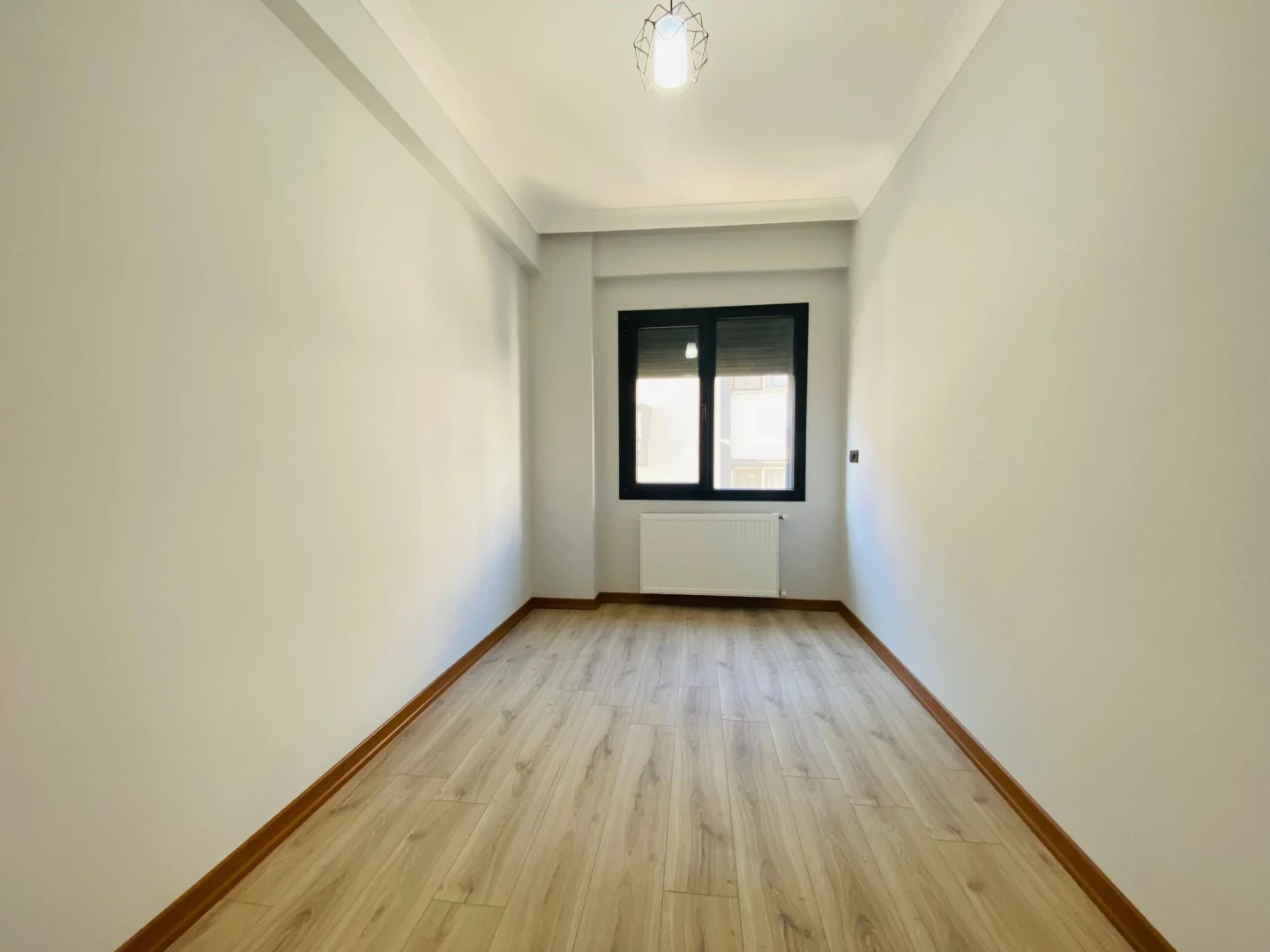 YÜKSELDEN ALTINKUMDA AYRI MUTFAK ARA KAT LÜKS SATILIK 2+1 DAİRE