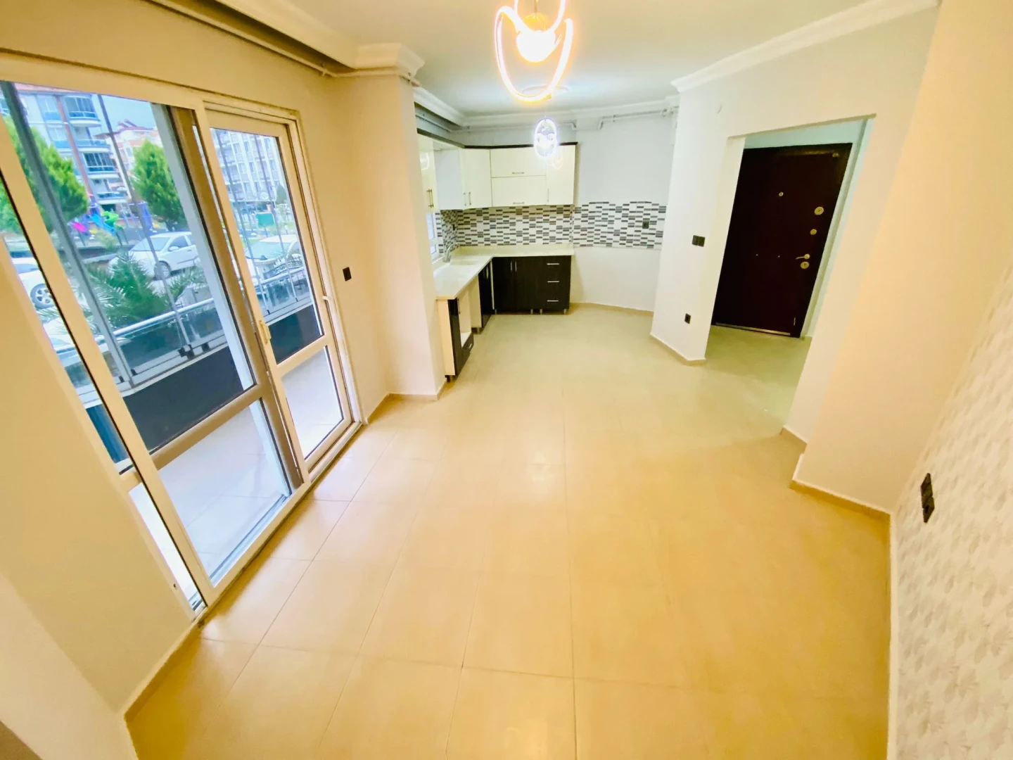 YÜKSELDEN İKİZÇAYDA EMSALSİZ MANZARA VE BALKON SATILIK 2+1 DAİRE