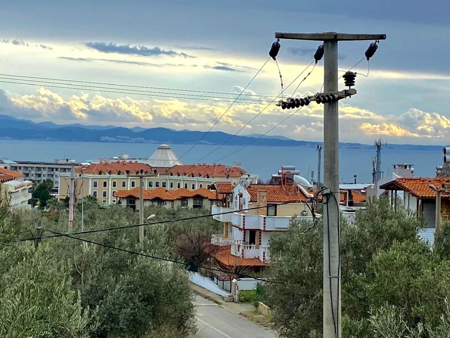 YÜKSEL'DEN GÜRE'DE HARİKA MÜSTAKİL 4+1 VİLLA FULL MANZARALI