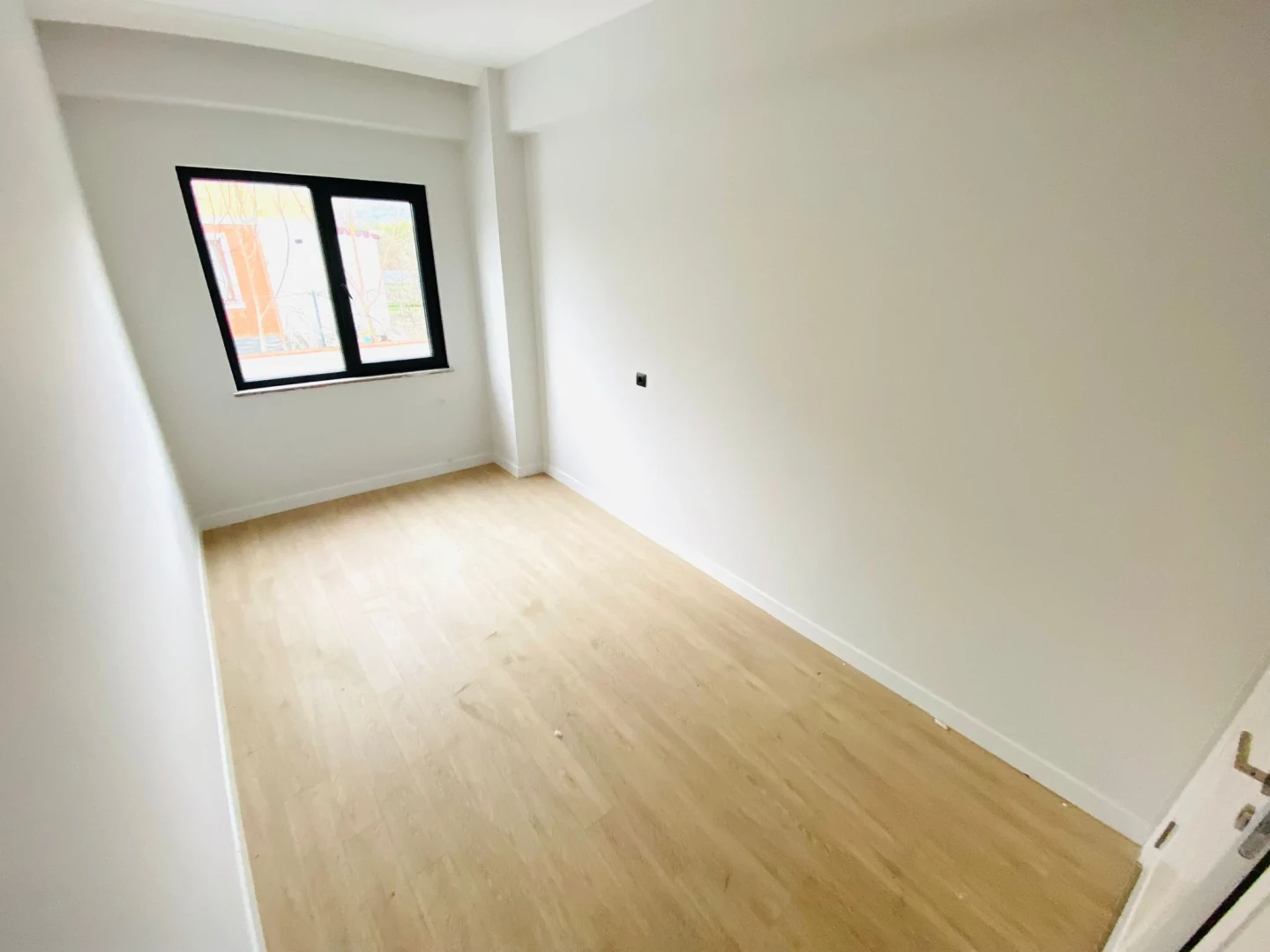 YÜKSELDEN ZEYTİNLİDE EMSALSİZ GENİŞLİKTE SATILIK SIFIR 2+1 DAİRE