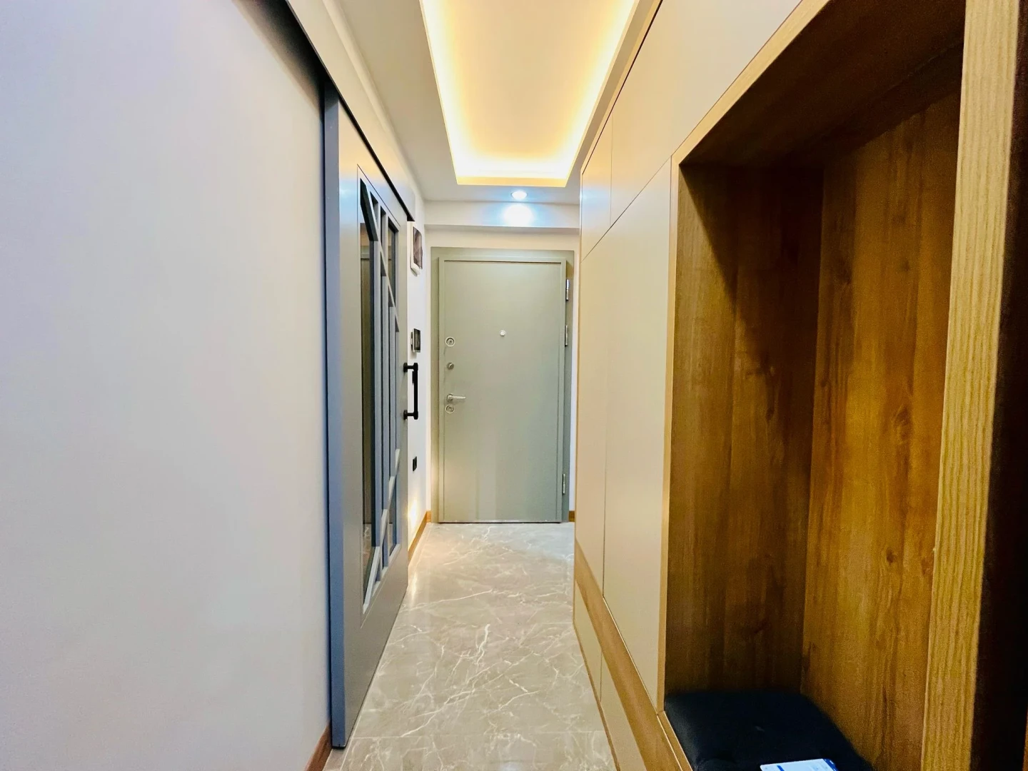 YÜKSELDEN ALTINKUMDA ULTRA LÜX ARA KAT SATILIK 1+1 SIFIR DAİRE