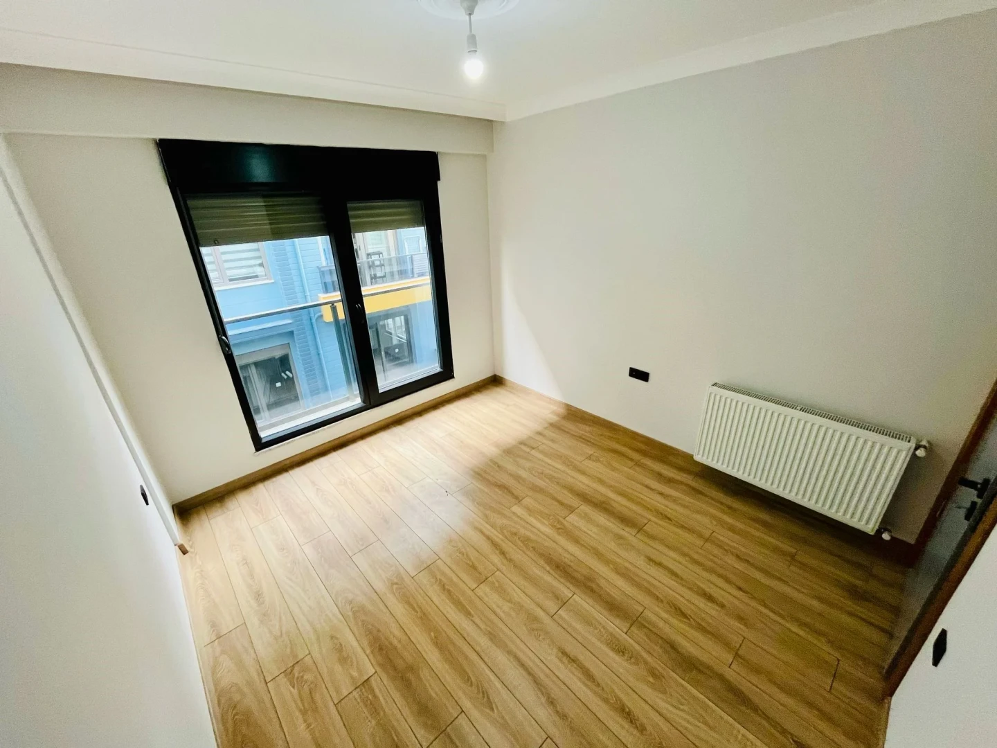 YÜKSELDEN ALTINKUMDA ULTRA LÜX ARA KAT SATILIK 1+1 SIFIR DAİRE