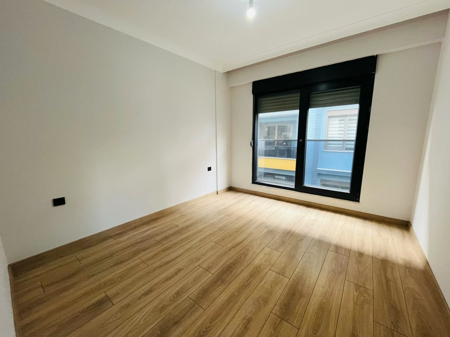 YÜKSELDEN ALTINKUMDA ULTRA LÜX ARA KAT SATILIK 1+1 SIFIR DAİRE