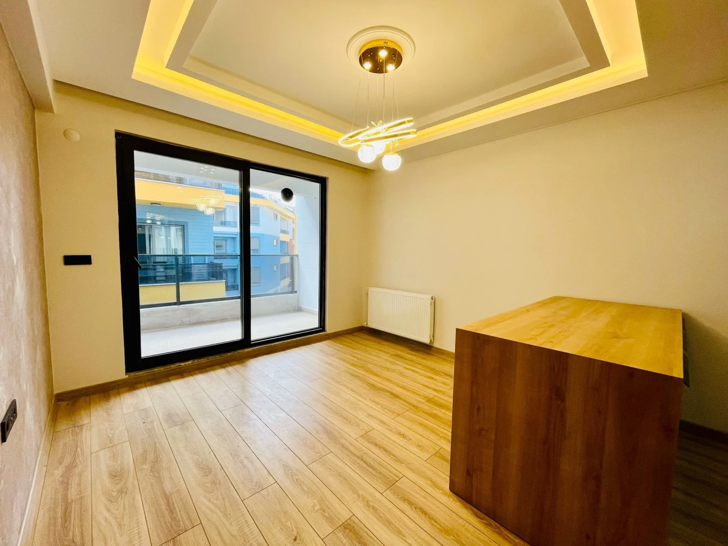 YÜKSELDEN ALTINKUMDA ULTRA LÜX ARA KAT SATILIK 1+1 SIFIR DAİRE