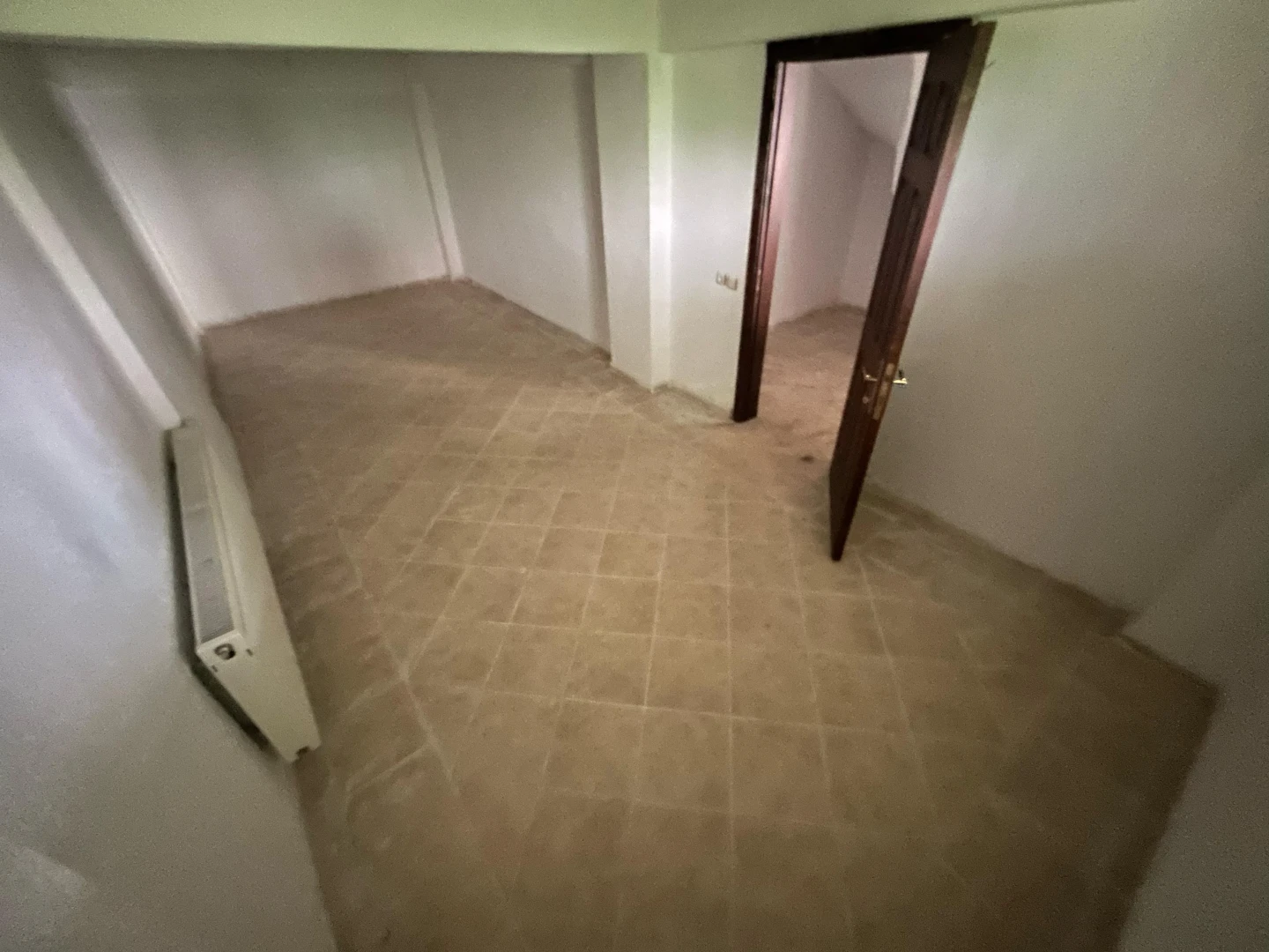 YÜKSELDEN CENNETAYAĞINDA TRİPLEX AYRI MUTFAK 5+1 MÜSTAKİL EV
