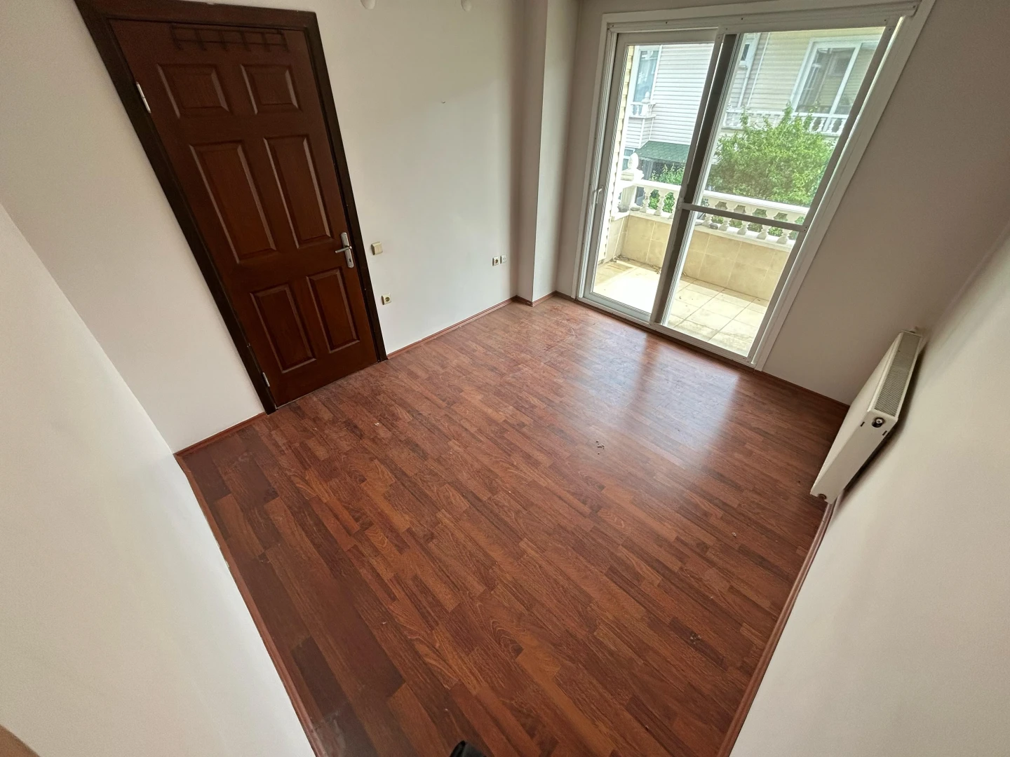 YÜKSELDEN CENNETAYAĞINDA TRİPLEX AYRI MUTFAK 5+1 MÜSTAKİL EV