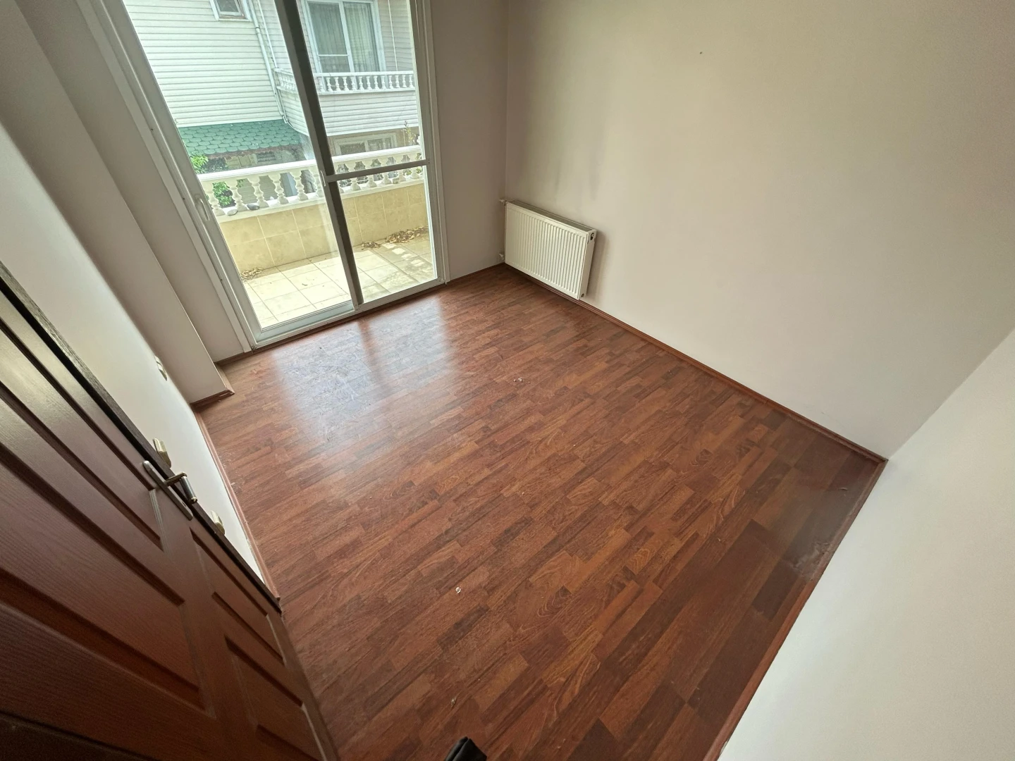 YÜKSELDEN CENNETAYAĞINDA TRİPLEX AYRI MUTFAK 5+1 MÜSTAKİL EV