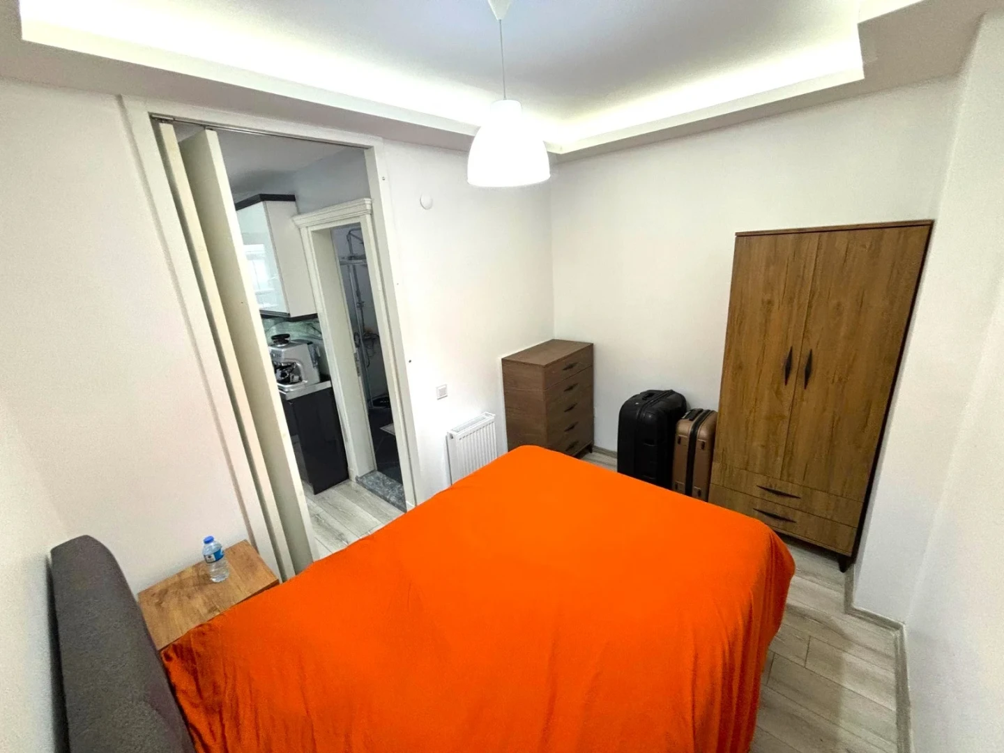 YÜKSELDEN AKÇAY'DA ULTRA LUX SİTEDE HAVUZ MANZARALI 1+1 DAİRE