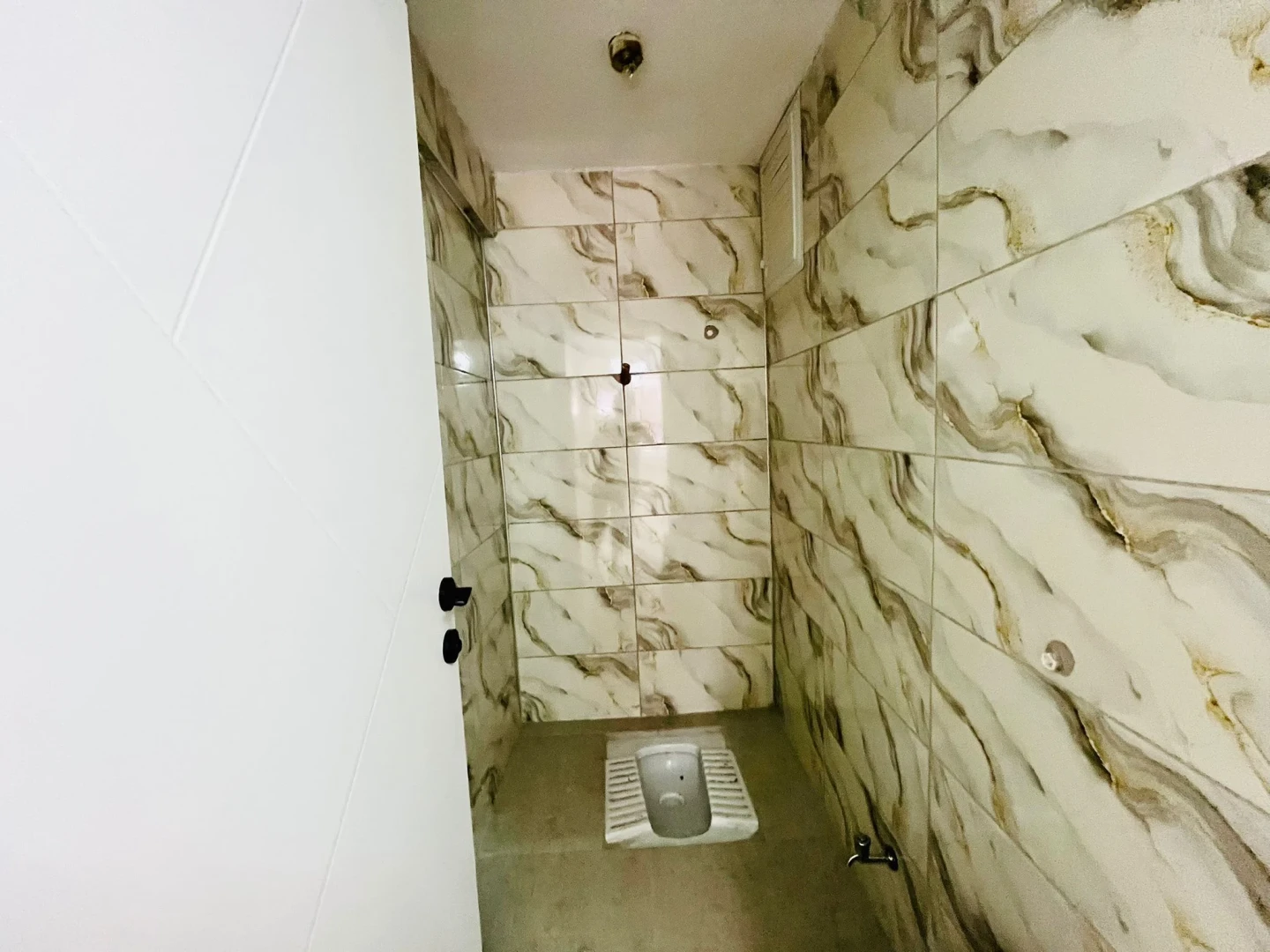 YÜKSELDEN ALTINKUMDA ARA KAT ÖN CEPHE SIFIR MASRAF 3+1 DAİRE