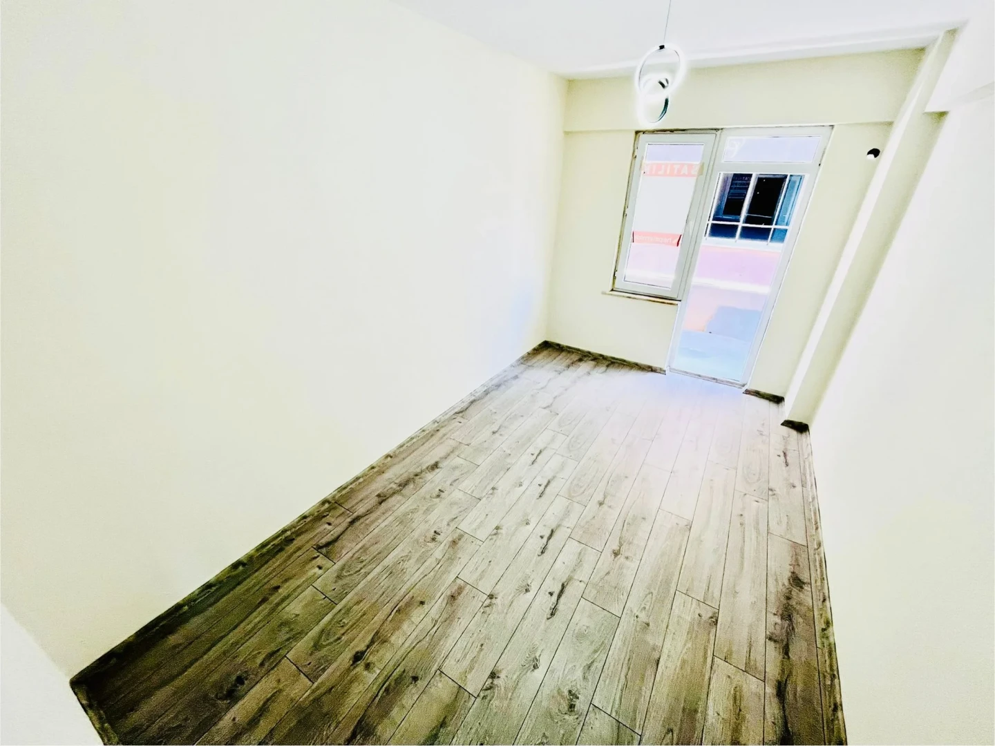 YÜKSELDEN ALTINKUMDA ARA KAT ÖN CEPHE SIFIR MASRAF 3+1 DAİRE
