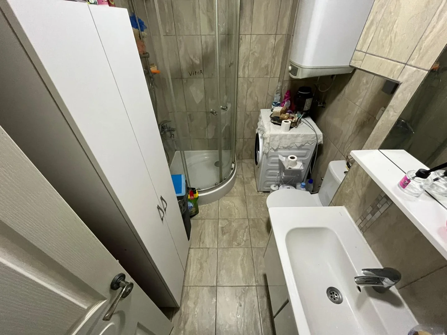 YÜKSEL'DEN AKÇAY MERKEZ'DE DENİZE 100m ÖNCEPHE FIRSAT 2+1 DAİRE