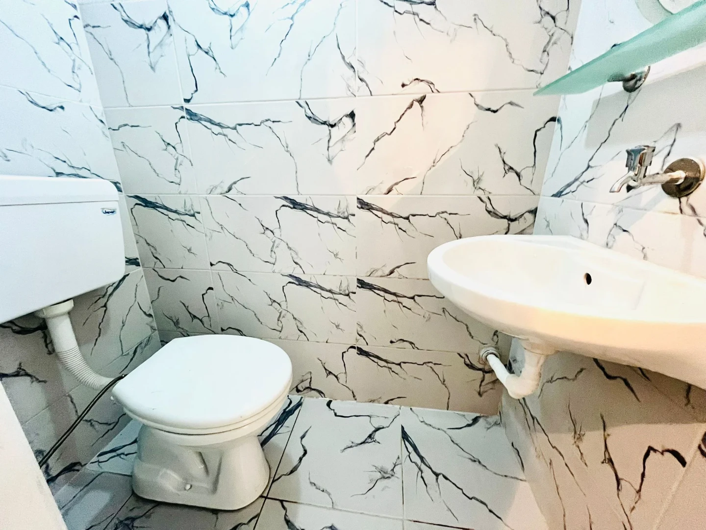YÜKSELDEN İKİZÇAYDA ŞAHANE KONUM GENİŞ M2 SATILIK 3+1 LÜX DAİRE