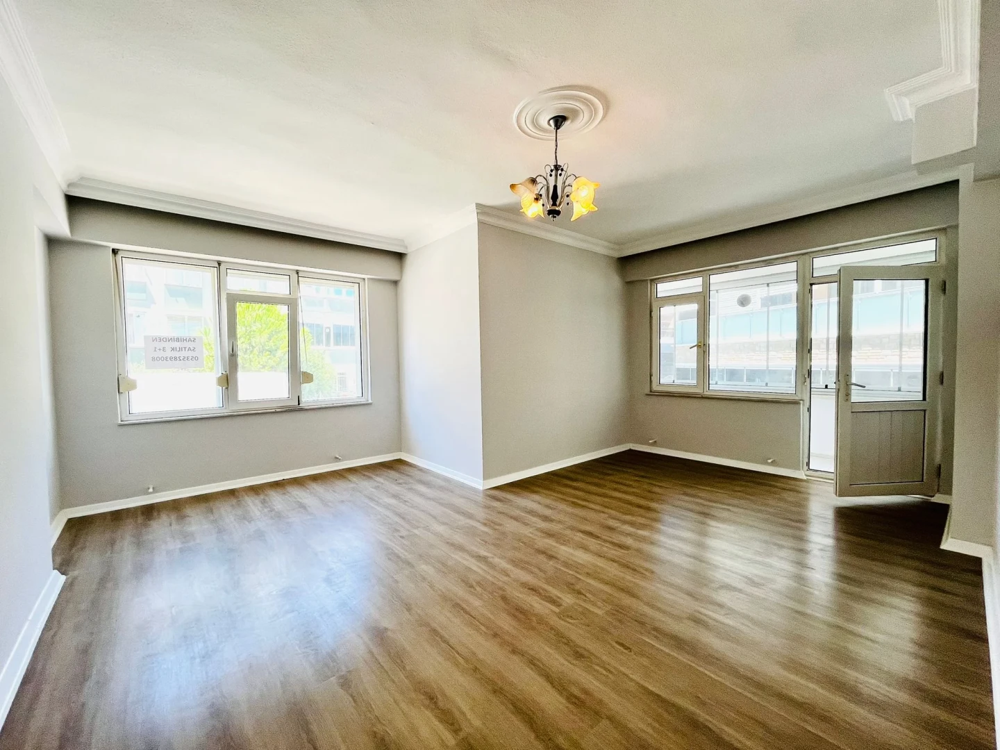 YÜKSELDEN İKİZÇAYDA ŞAHANE KONUM GENİŞ M2 SATILIK 3+1 LÜX DAİRE