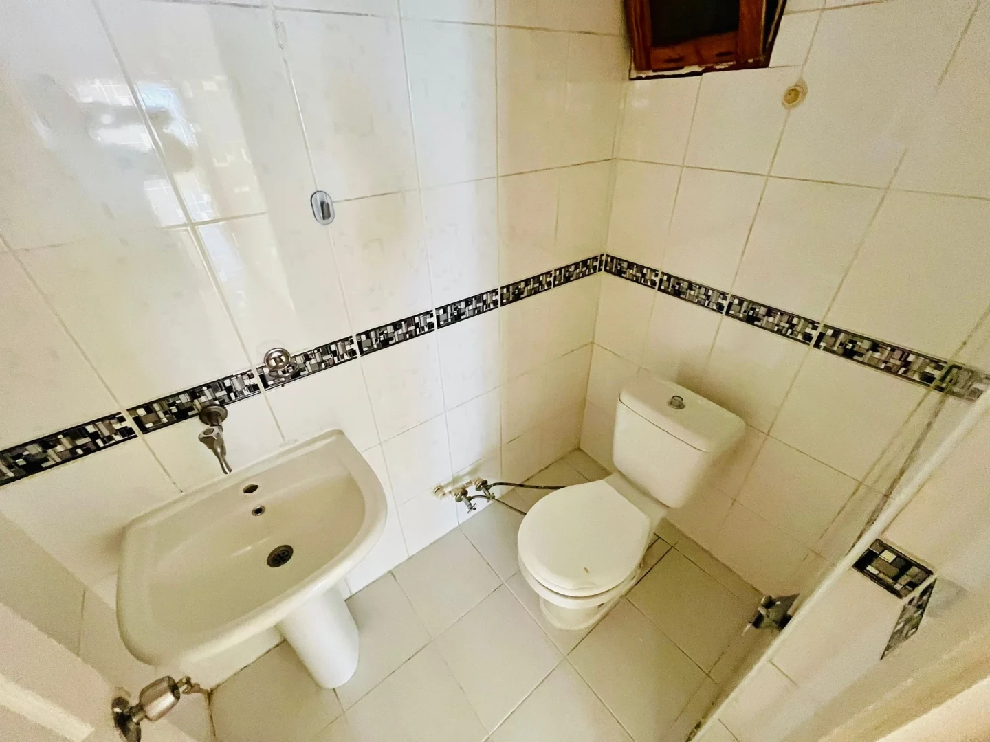 YÜKSELDEN ALTINKUMDA 120M2 ARAKAT DENİZE 700MT SATILIK 2+1 DAİRE