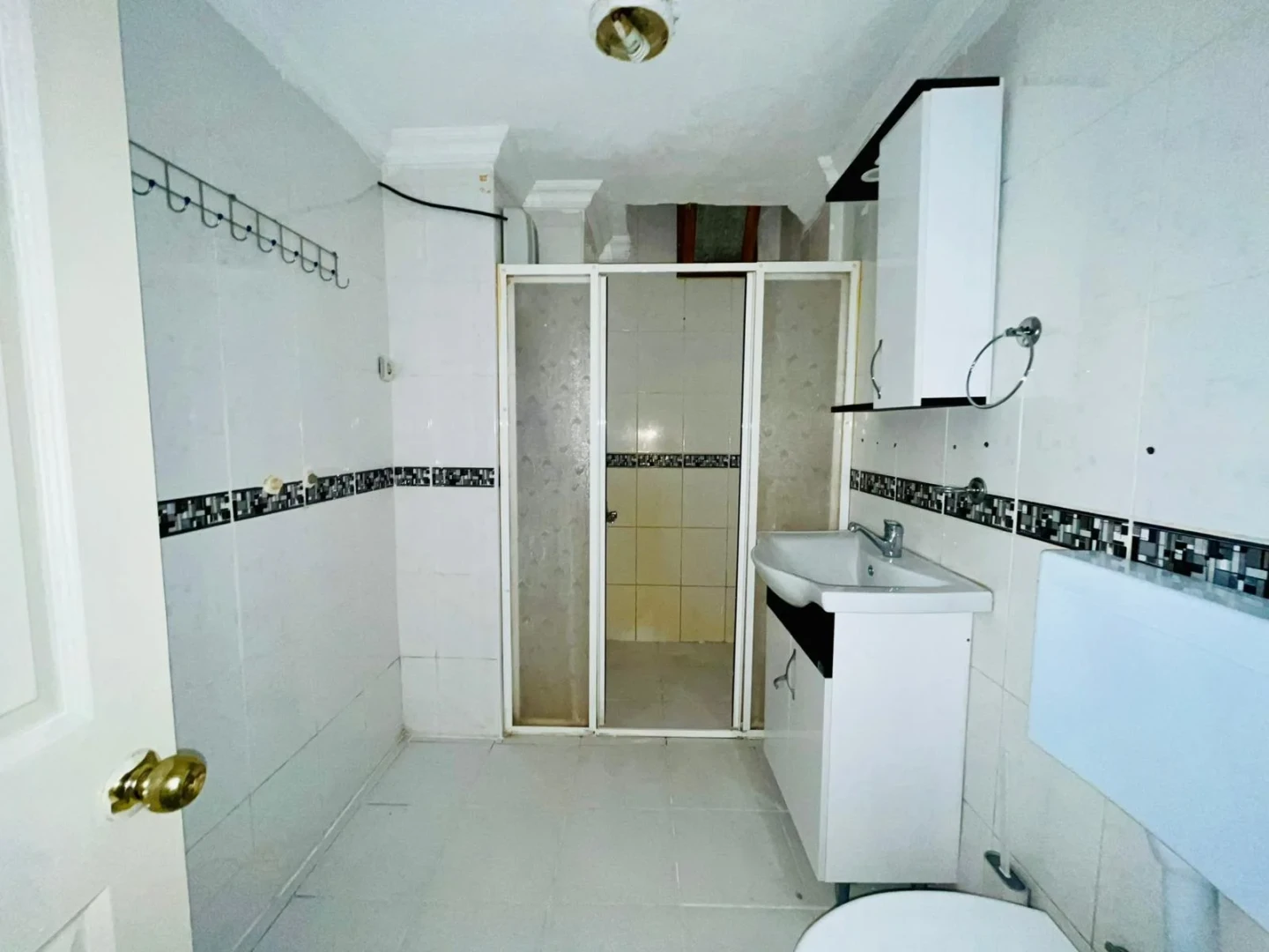 YÜKSELDEN ALTINKUMDA 120M2 ARAKAT DENİZE 700MT SATILIK 2+1 DAİRE