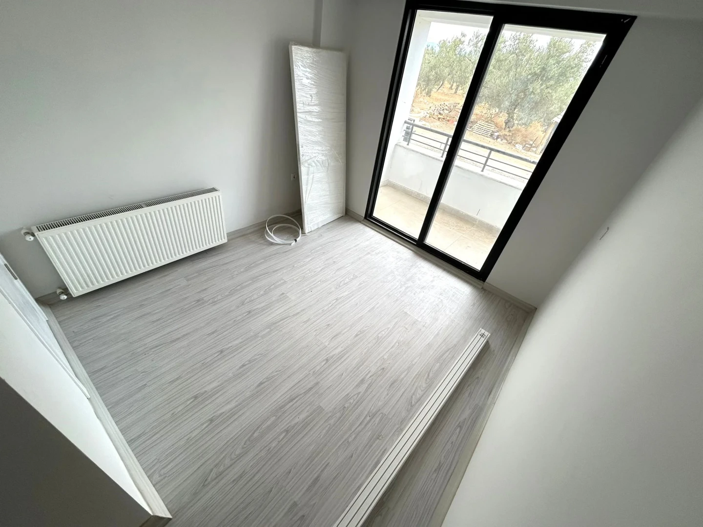 YÜKSEL'DEN KADIKÖYDE KAPALI OTOPARKLI DOĞALGAZLI SIFIR 2+1 DAİRE