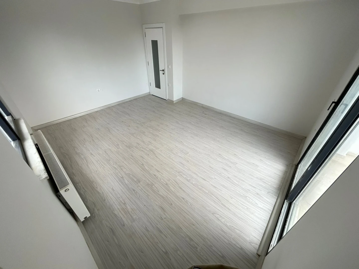 YÜKSEL'DEN KADIKÖYDE KAPALI OTOPARKLI DOĞALGAZLI SIFIR 2+1 DAİRE