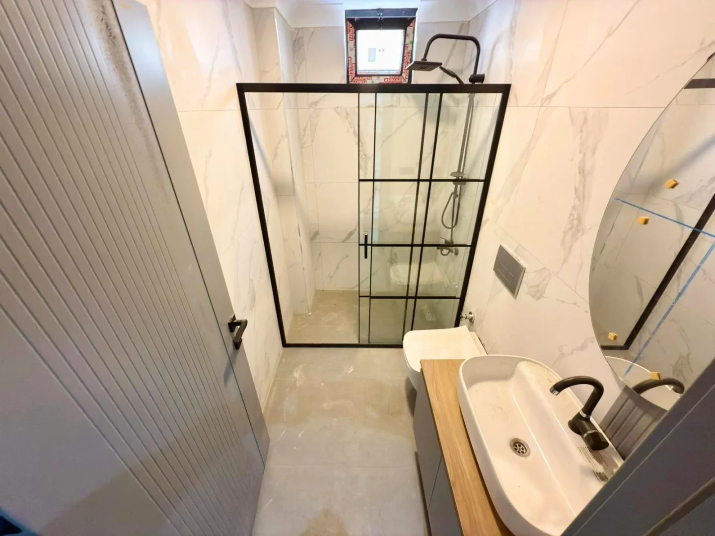 YÜKSELDEN ALTINKUMDA DENİZE YAKIN ÖN CEPHE EBEVEYNLİ 2+1 DAİRE
