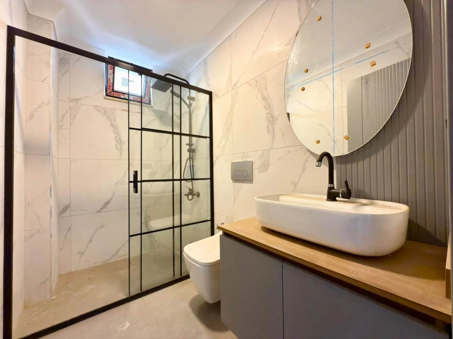 YÜKSELDEN ALTINKUMDA DENİZE YAKIN ÖN CEPHE EBEVEYNLİ 2+1 DAİRE
