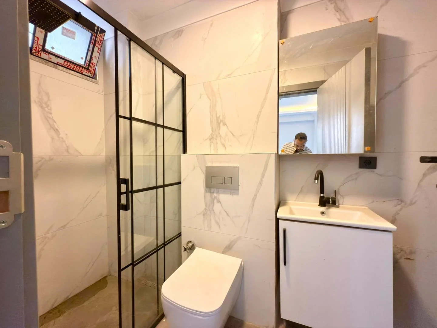 YÜKSELDEN ALTINKUMDA DENİZE YAKIN ÖN CEPHE EBEVEYNLİ 2+1 DAİRE