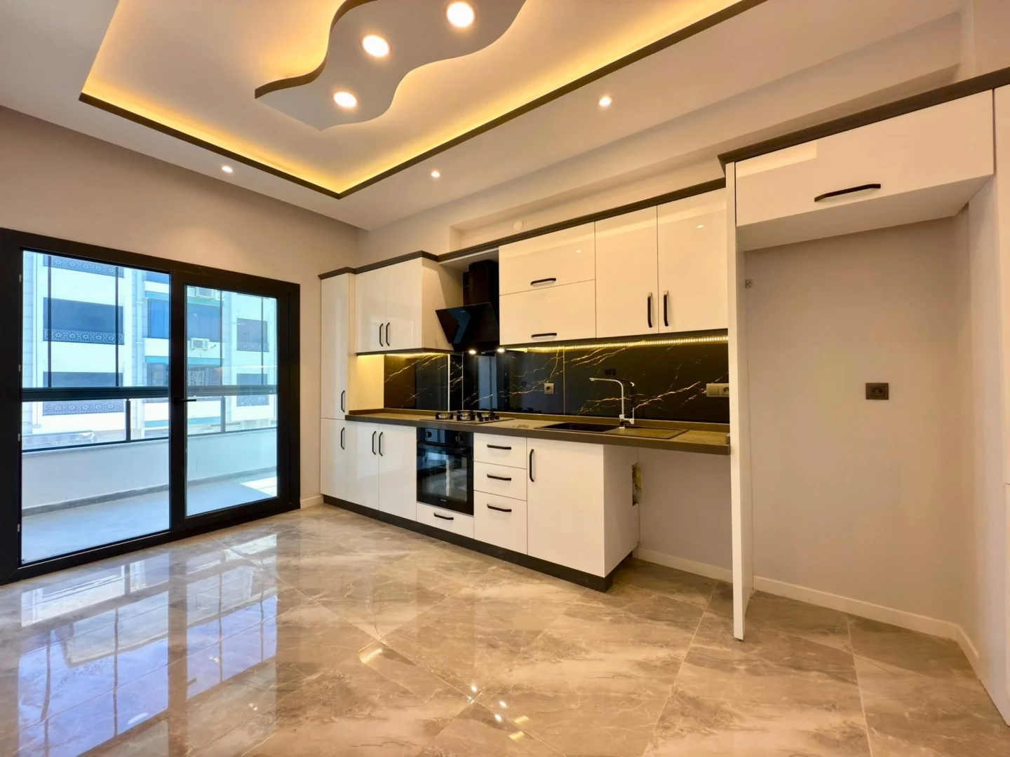 YÜKSELDEN ALTINKUMDA ULTRA LÜX SATILIK 2+1ÖN CEPHE SATILIK DAİRE