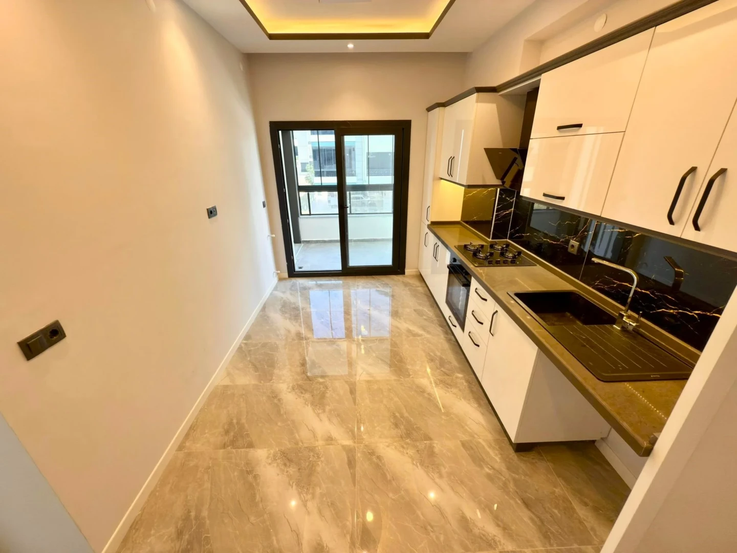 YÜKSELDEN ALTINKUMDA ULTRA LÜX SATILIK 2+1ÖN CEPHE SATILIK DAİRE