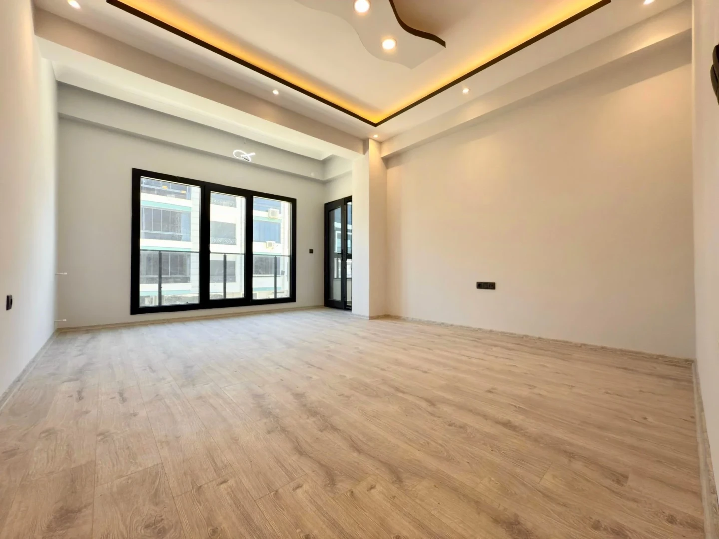YÜKSELDEN ALTINKUMDA ULTRA LÜX SATILIK 2+1ÖN CEPHE SATILIK DAİRE
