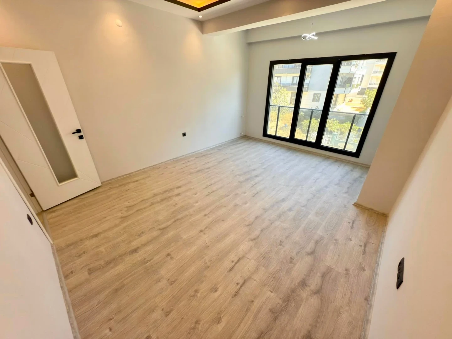 YÜKSELDEN ALTINKUMDA ULTRA LÜX SATILIK 2+1ÖN CEPHE SATILIK DAİRE