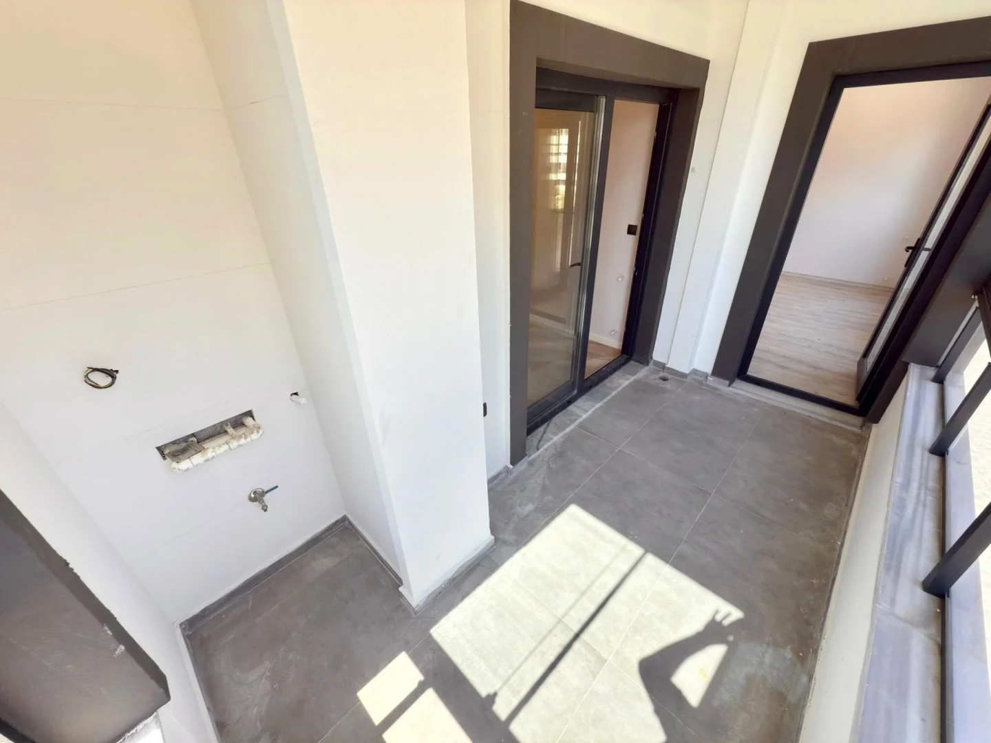 YÜKSELDEN ALTINKUMDA ULTRA LÜX SATILIK 2+1ÖN CEPHE SATILIK DAİRE