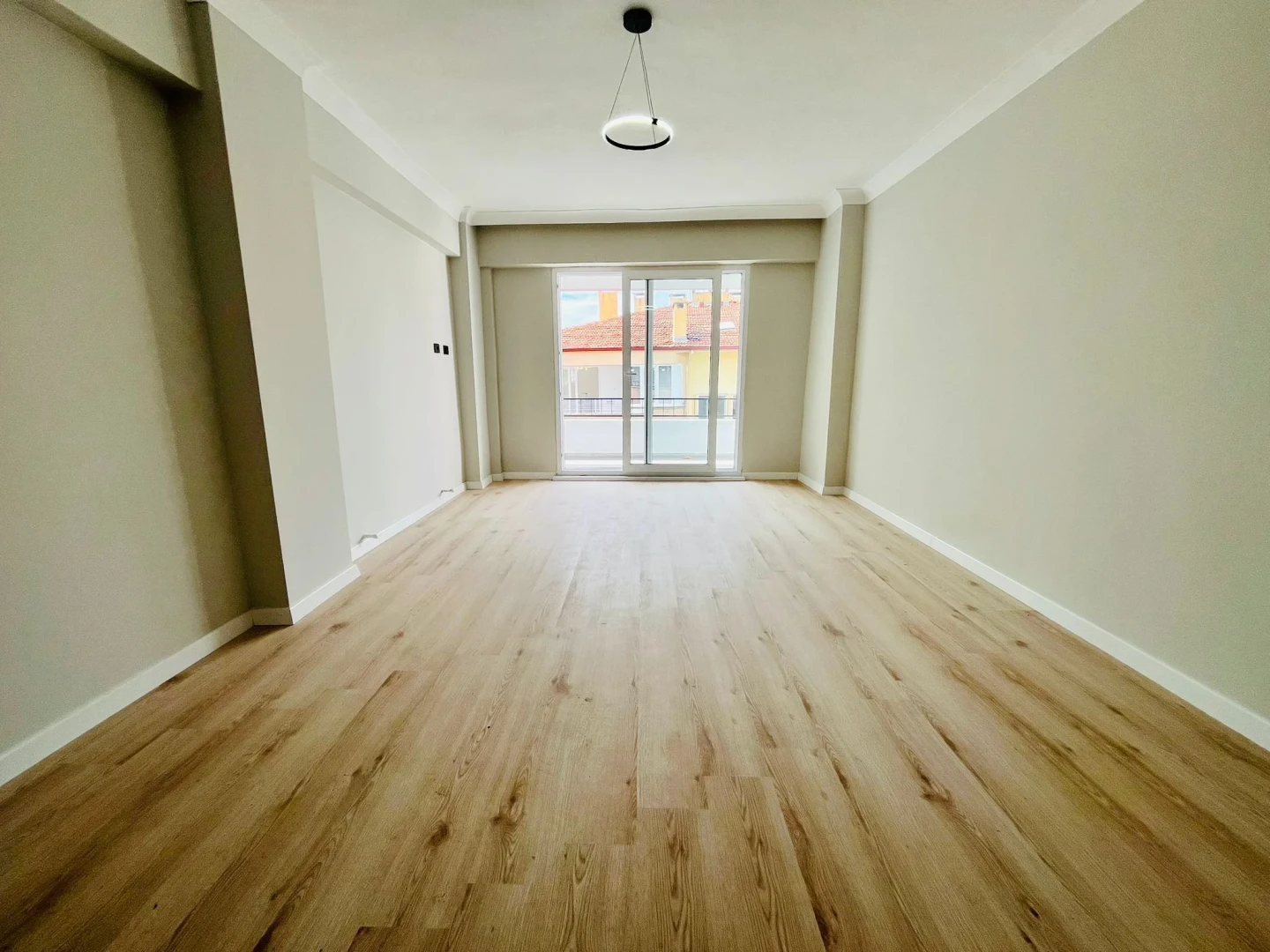 YÜKSELDEN İKİZÇAYDA YEŞİL MANZARALI ARA KAT ULTRA LÜKS 2+1 DAİRE