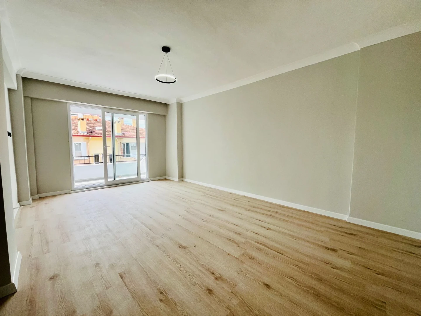 YÜKSELDEN İKİZÇAYDA YEŞİL MANZARALI ARA KAT ULTRA LÜKS 2+1 DAİRE