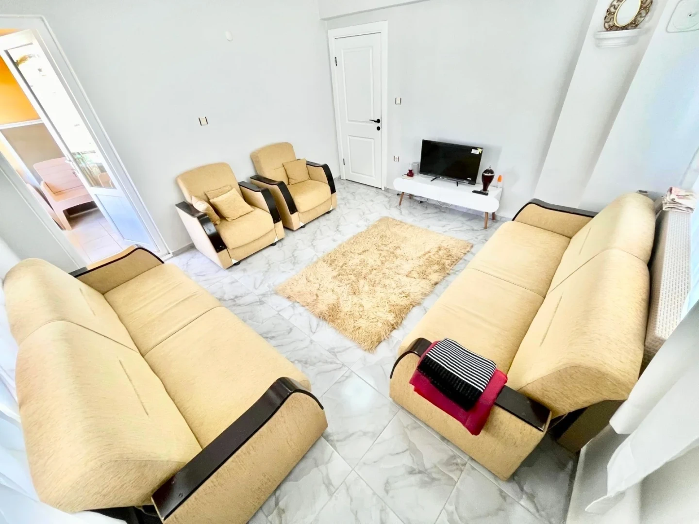 ▓YETKİSİ YÜKSEL'DEN AYRI MUTFAKLI FULL EŞYALI ARAKAT 2+1 DAİRE▓