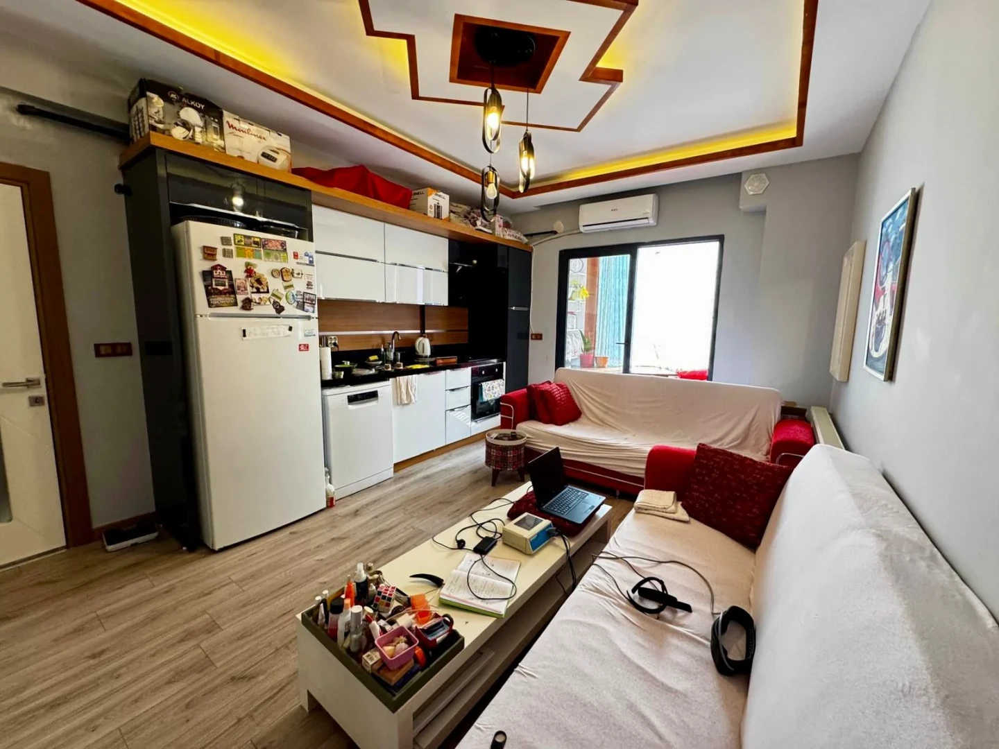 YÜKSELDEN AKÇAYDA LÜX VE GENİŞ ÖN CEPHE SATILIK FIRSAT 1+1 DAİRE
