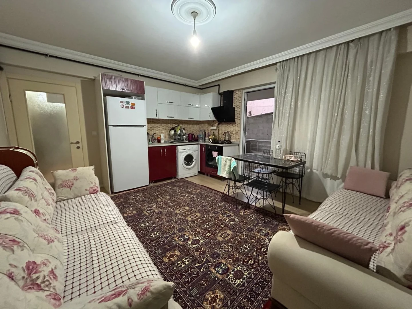 YÜKSELDEN EDREMİT'TE 2+1 HOBİ BAHÇELİ FULL EŞYALI DOĞALGAZLI SATILIK DAİRE