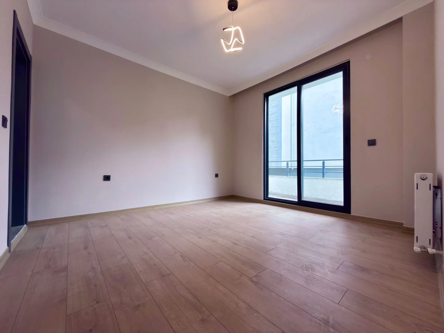YÜKSEL'DEN ALTINKUM'DA ULTRA LUX SIFIR EBEVEYN BANYOLU 2+1 DAİRE
