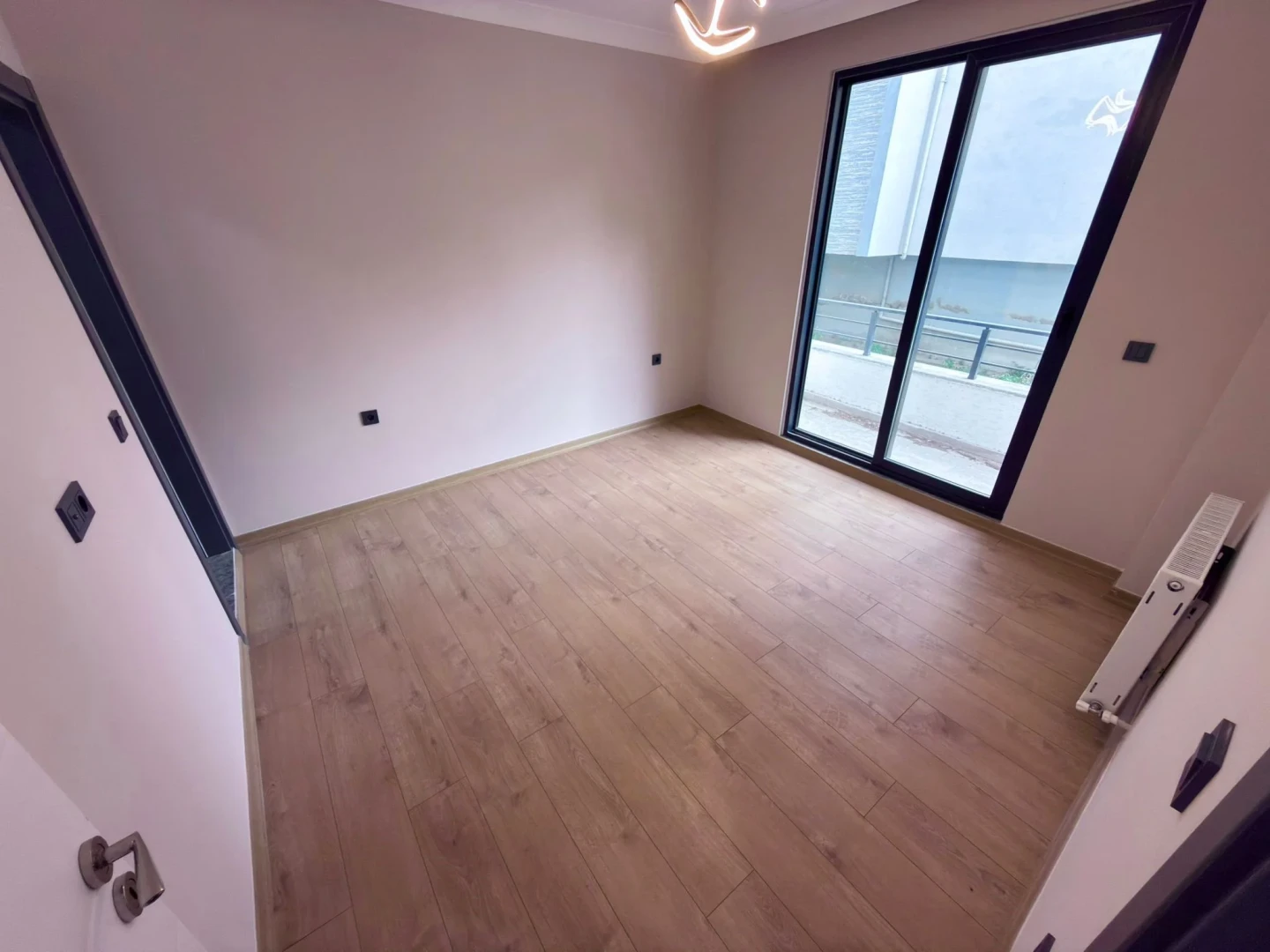 YÜKSEL'DEN ALTINKUM'DA ULTRA LUX SIFIR EBEVEYN BANYOLU 2+1 DAİRE