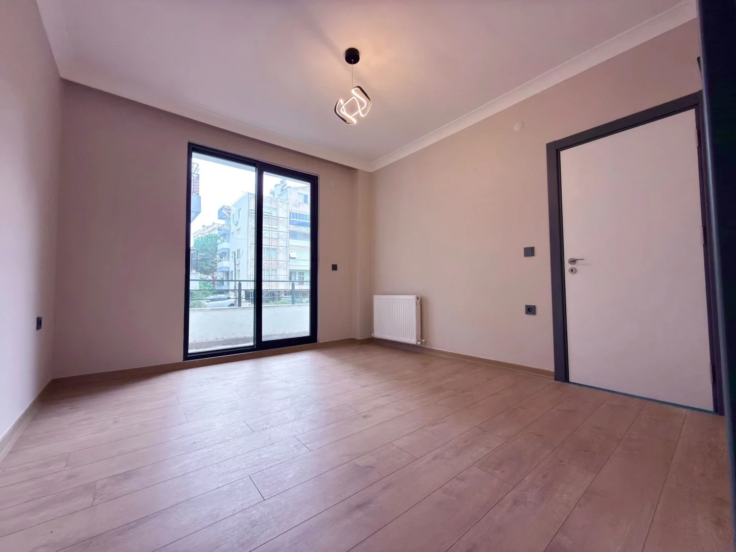 YÜKSEL'DEN ALTINKUM'DA ULTRA LUX SIFIR EBEVEYN BANYOLU 2+1 DAİRE