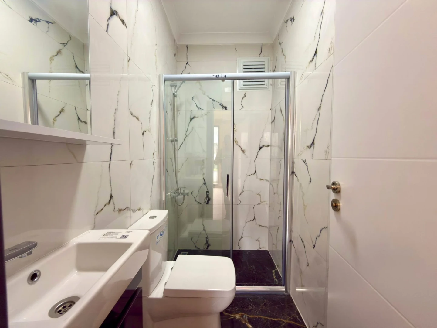 YÜKSEL'DEN ALTINKUM'DA ULTRA LUX SIFIR EBEVEYN BANYOLU 2+1 DAİRE