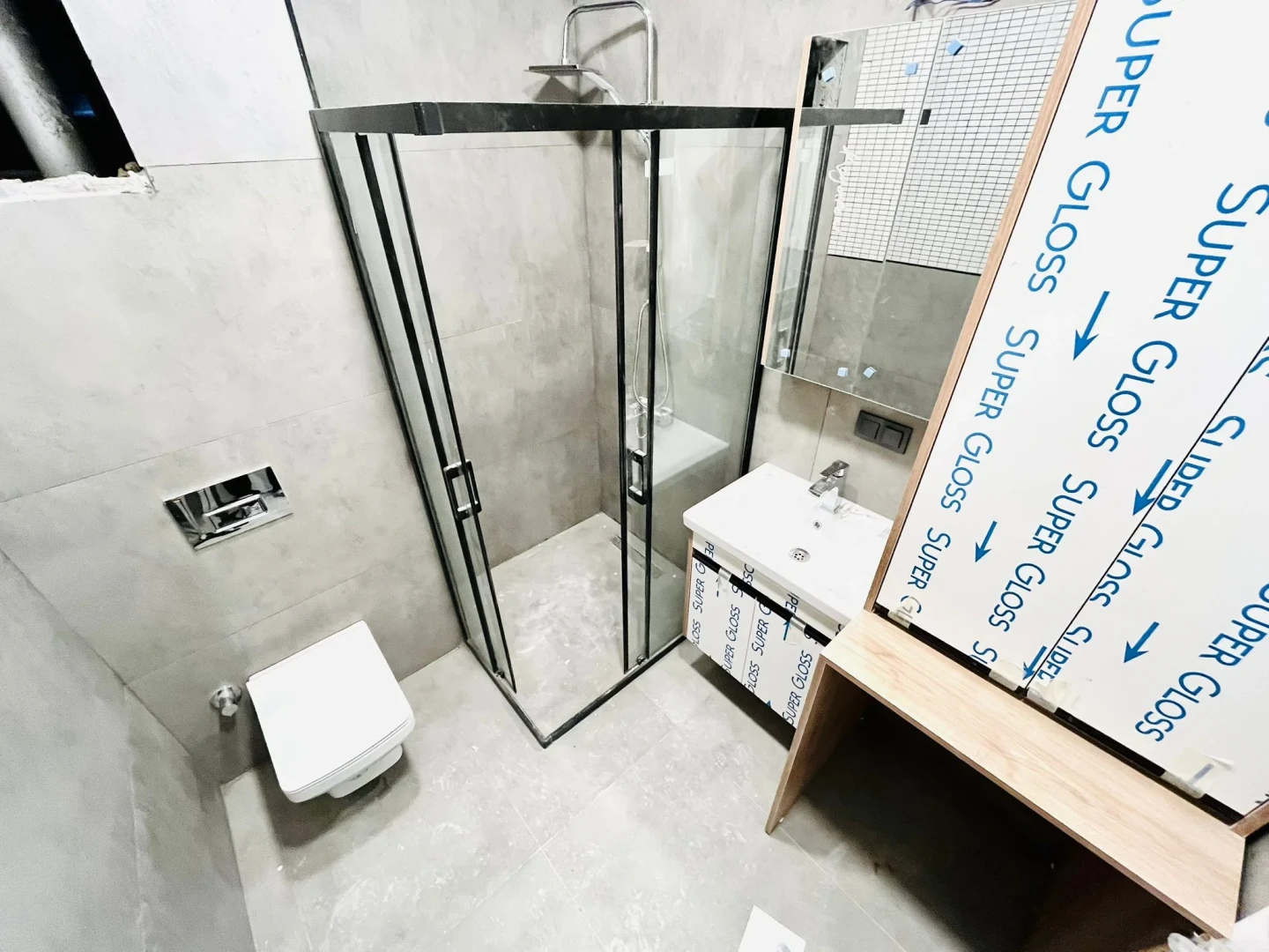 YÜKSELDEN ALTINKUMDA ARA KAT SIFIR ULTRA LÜX GENİŞ 1+1 DAİRE