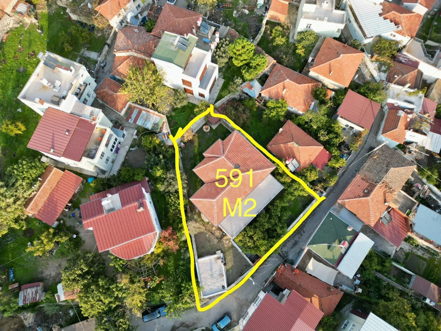 YETKİSİ YÜKSELDE 591 M2 ÖZEL OTOPARKLI MANZARALI BAĞIMSIZ VİLLA
