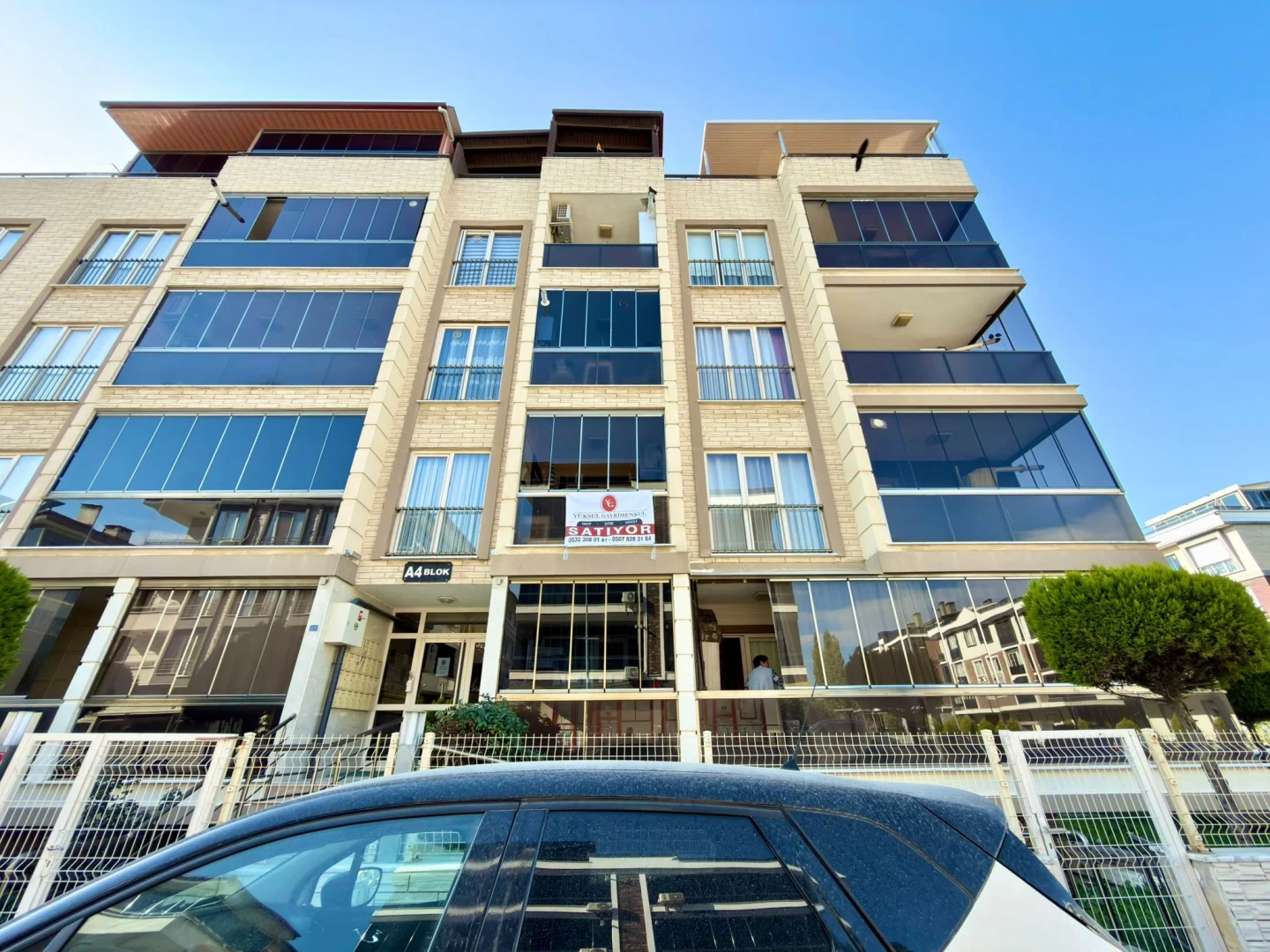 YÜKSELDEN ALTINKUMDA DONANIMLI SİTEDE ÖN CEPHE SATILIK 1+1DAİRE