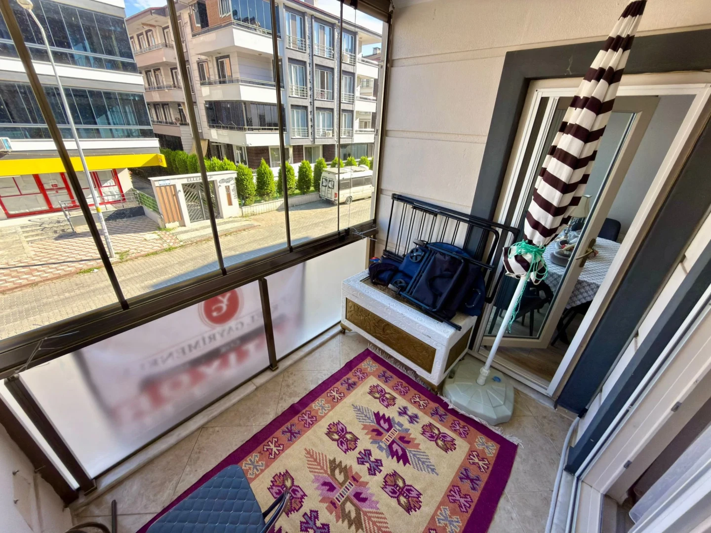 YÜKSELDEN ALTINKUMDA DONANIMLI SİTEDE ÖN CEPHE SATILIK 1+1DAİRE