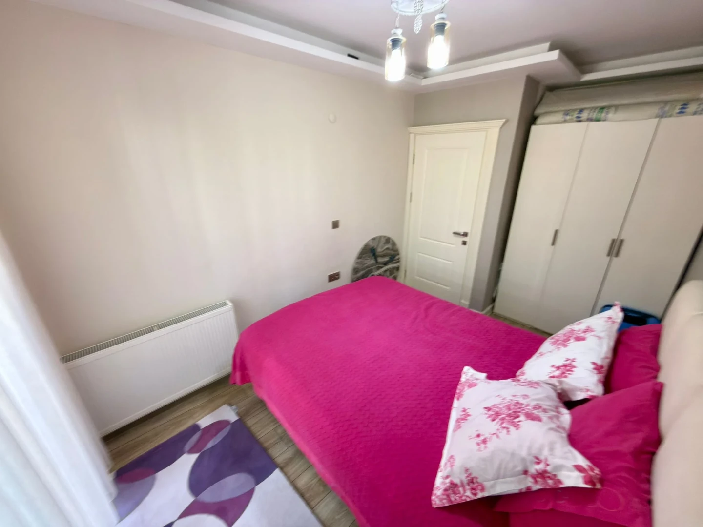 YÜKSELDEN ALTINKUMDA DONANIMLI SİTEDE ÖN CEPHE SATILIK 1+1DAİRE