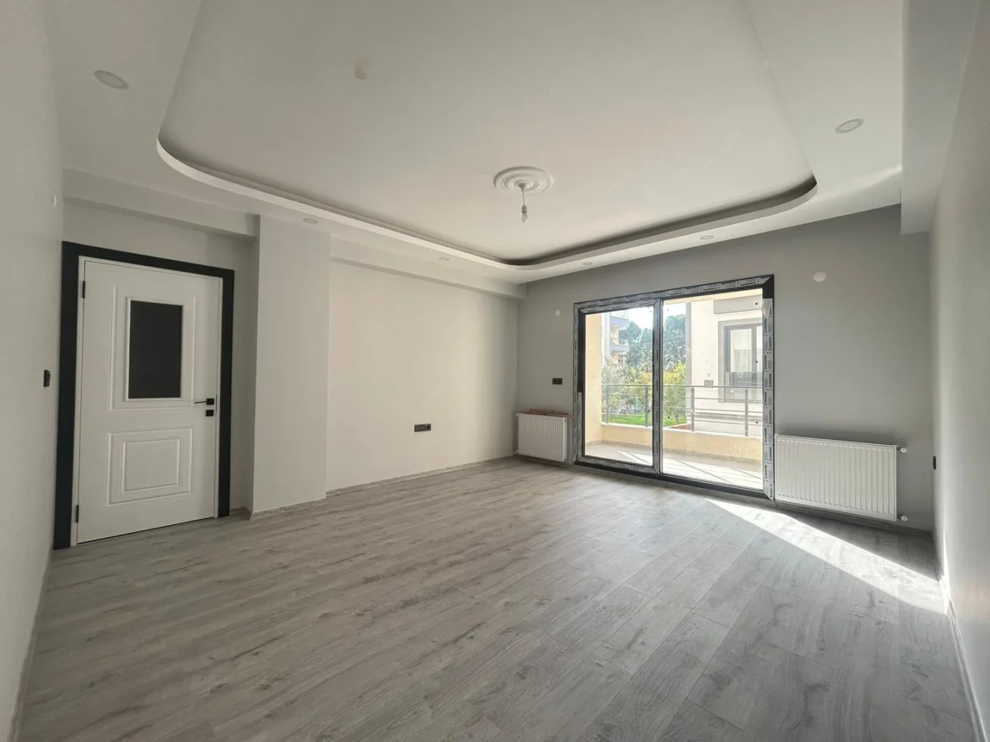 YÜKSEL'DEN TUZCUMURATTA AYRI MUTFAK D.GAZLI 2+1 SIFIR DAİRE