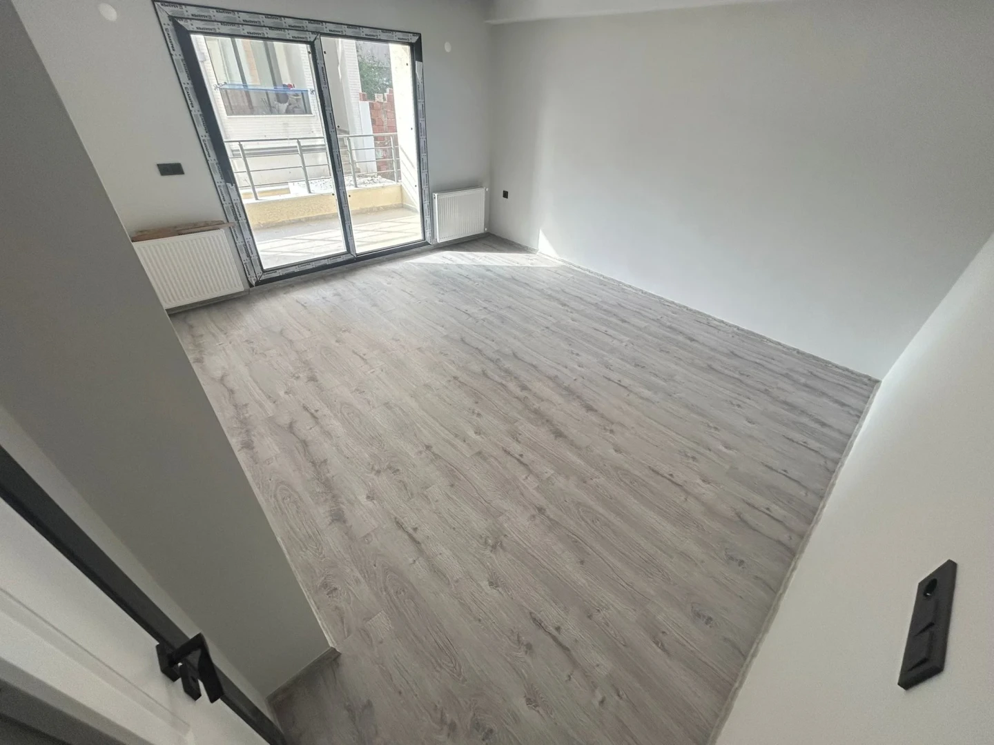 YÜKSEL'DEN TUZCUMURATTA AYRI MUTFAK D.GAZLI 2+1 SIFIR DAİRE