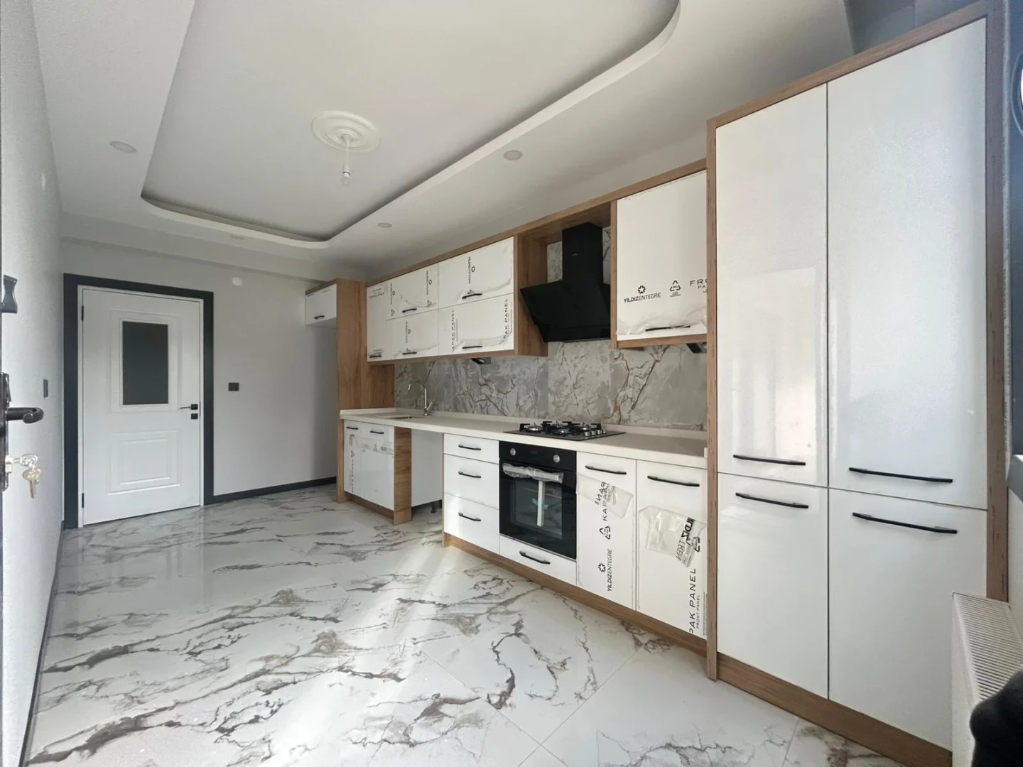 YÜKSEL'DEN TUZCUMURATTA AYRI MUTFAK D.GAZLI 2+1 SIFIR DAİRE