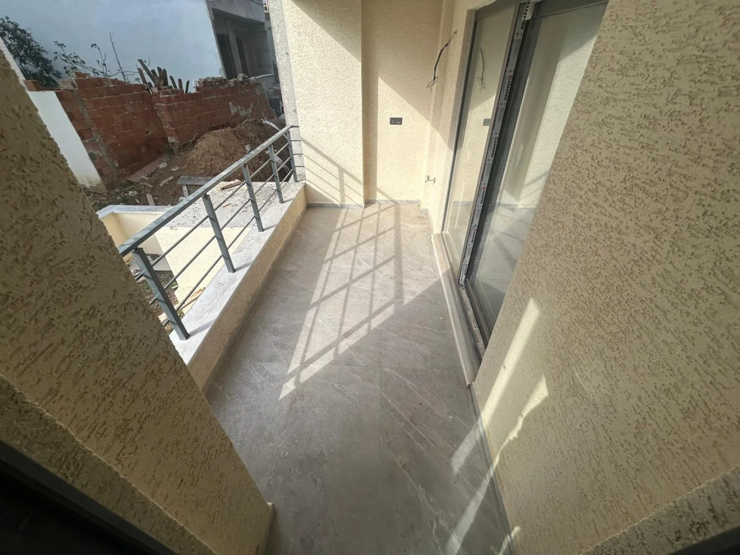 YÜKSEL'DEN TUZCUMURATTA AYRI MUTFAK D.GAZLI 2+1 SIFIR DAİRE